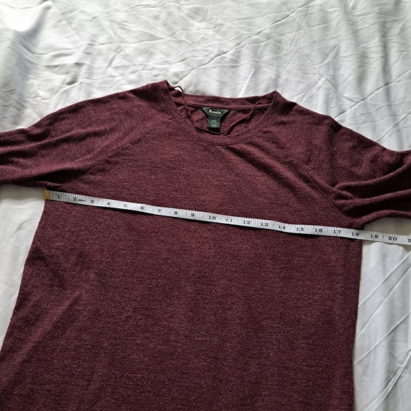Roots | Red burgundy simple plain crew neck women's sweater - Picture 11 of 11